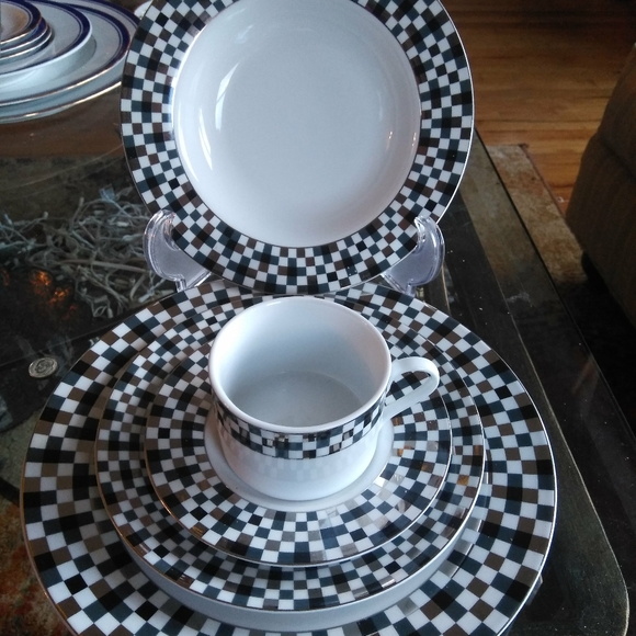 china pearl Other - 5 Plate Setting